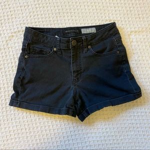 Black midi shorts from Aeropostale (size US 2)